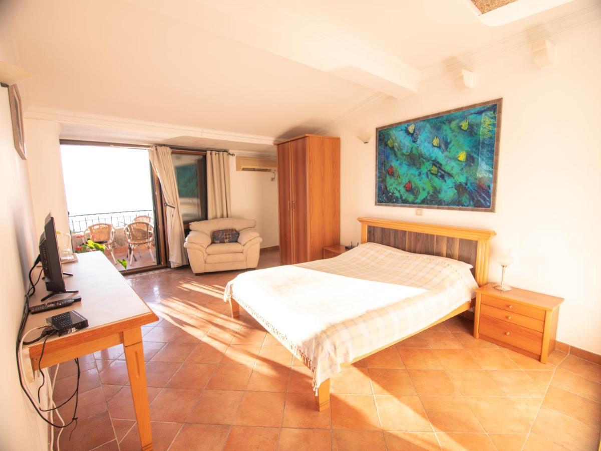 Apartments And Rooms Levantin Inn Sveti Stefan Exteriér fotografie