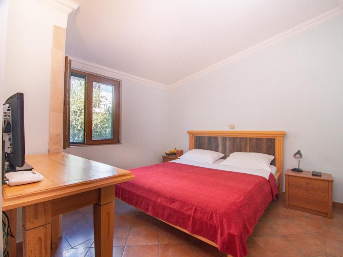 Apartments And Rooms Levantin Inn Sveti Stefan Exteriér fotografie