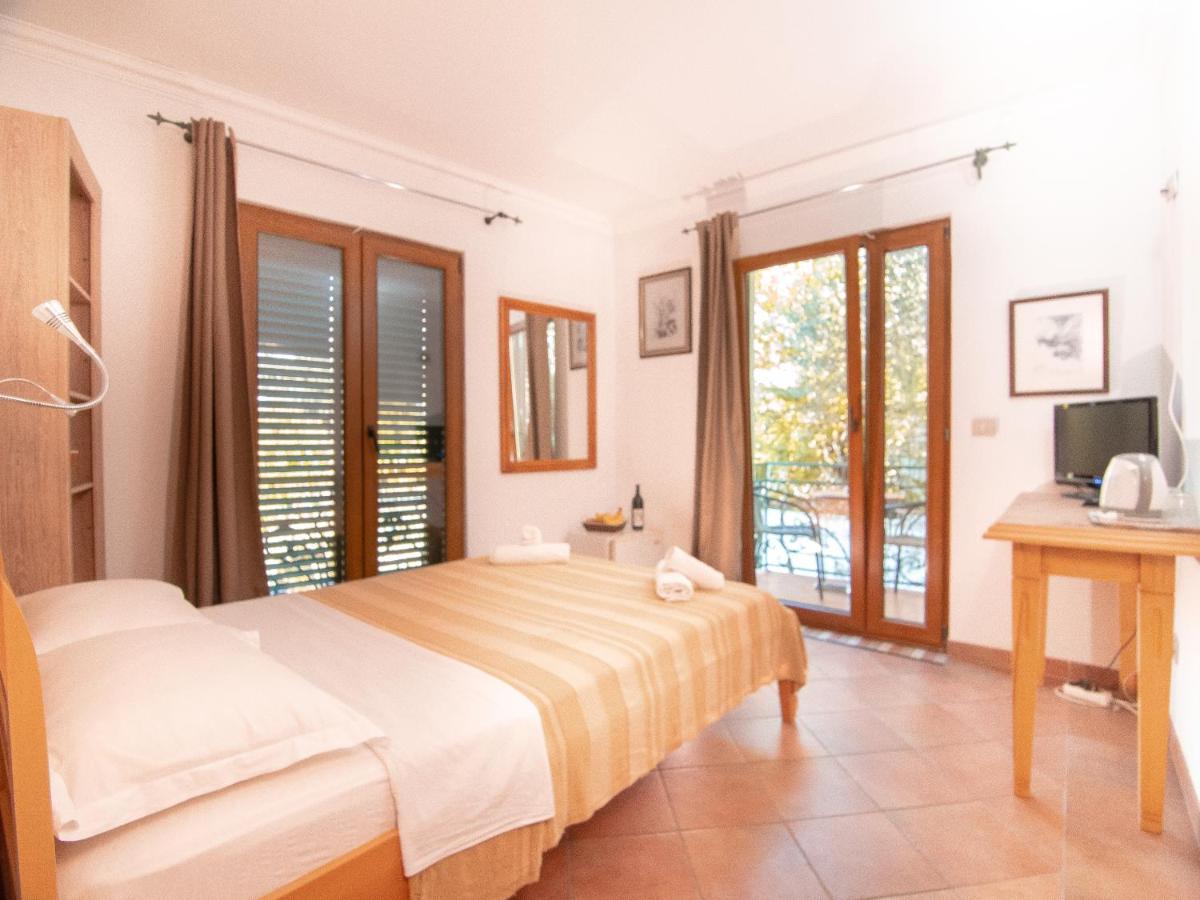 Apartments And Rooms Levantin Inn Sveti Stefan Exteriér fotografie
