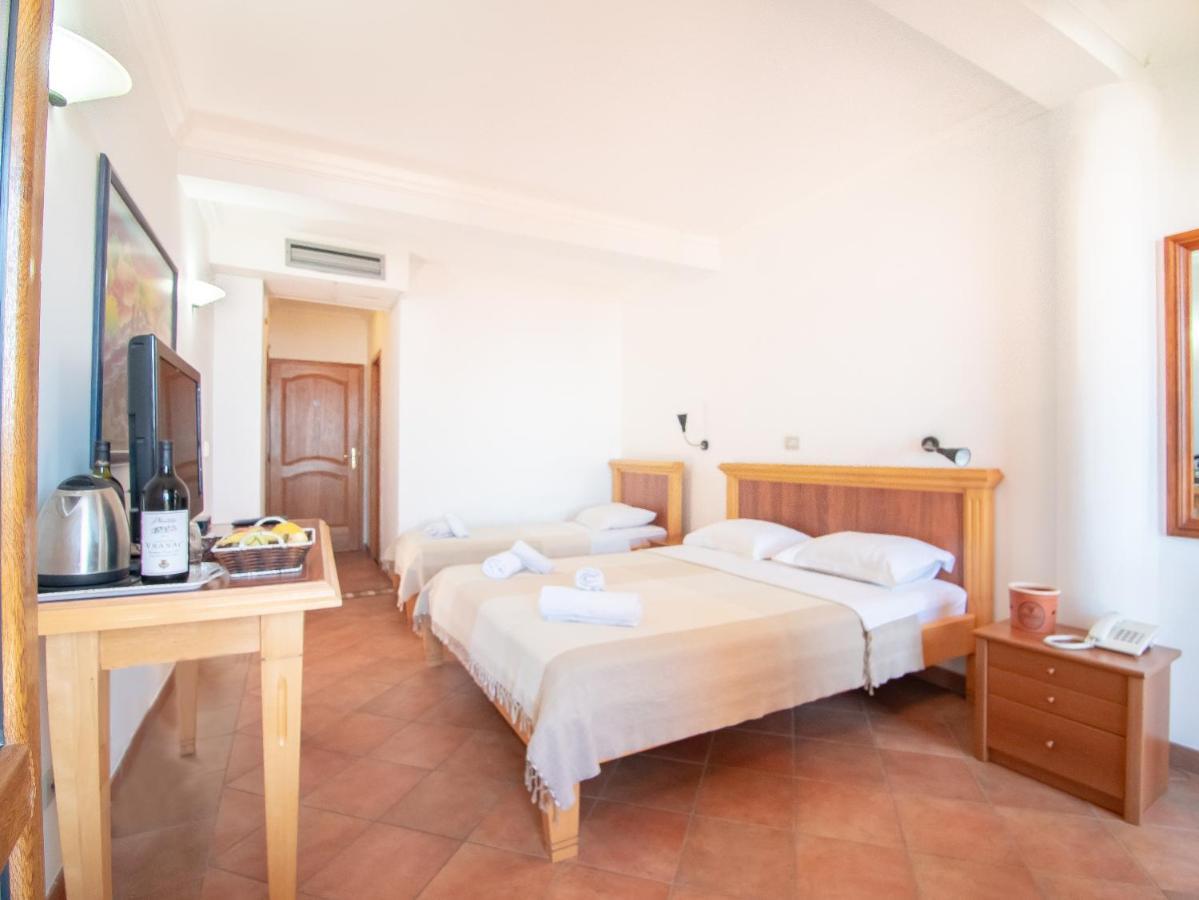 Apartments And Rooms Levantin Inn Sveti Stefan Exteriér fotografie