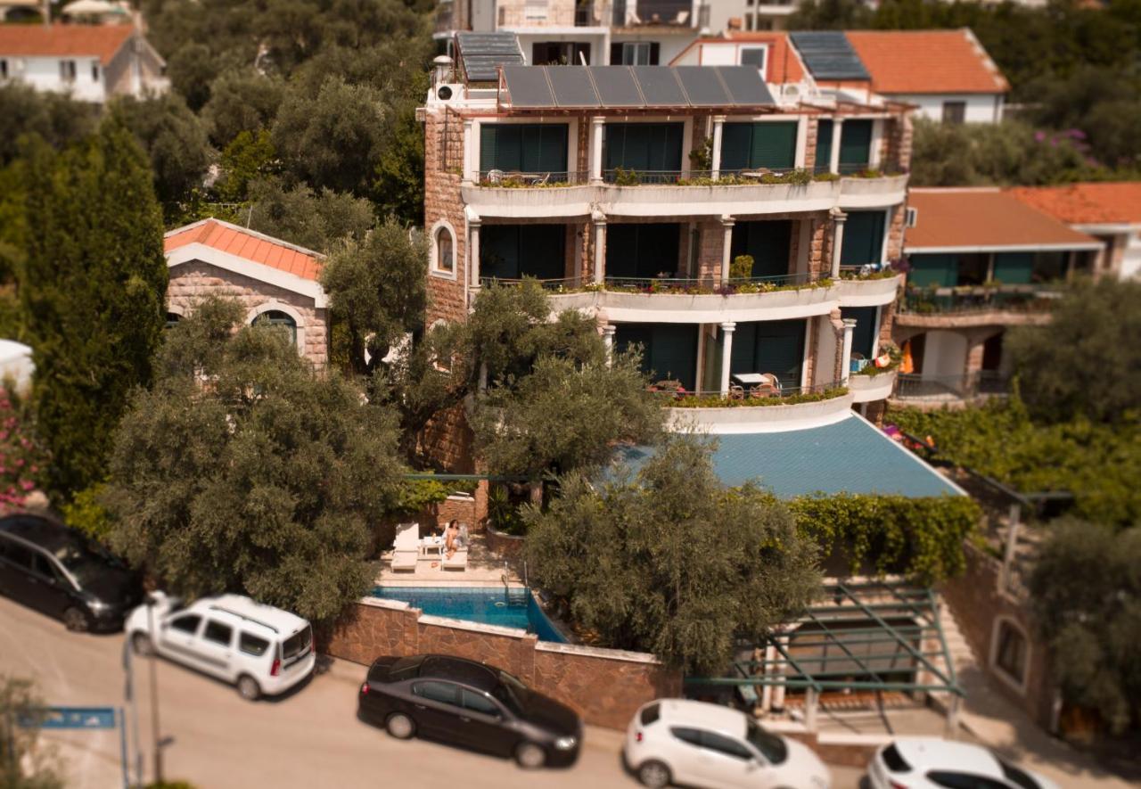 Apartments And Rooms Levantin Inn Sveti Stefan Exteriér fotografie