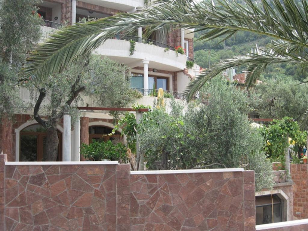 Apartments And Rooms Levantin Inn Sveti Stefan Exteriér fotografie